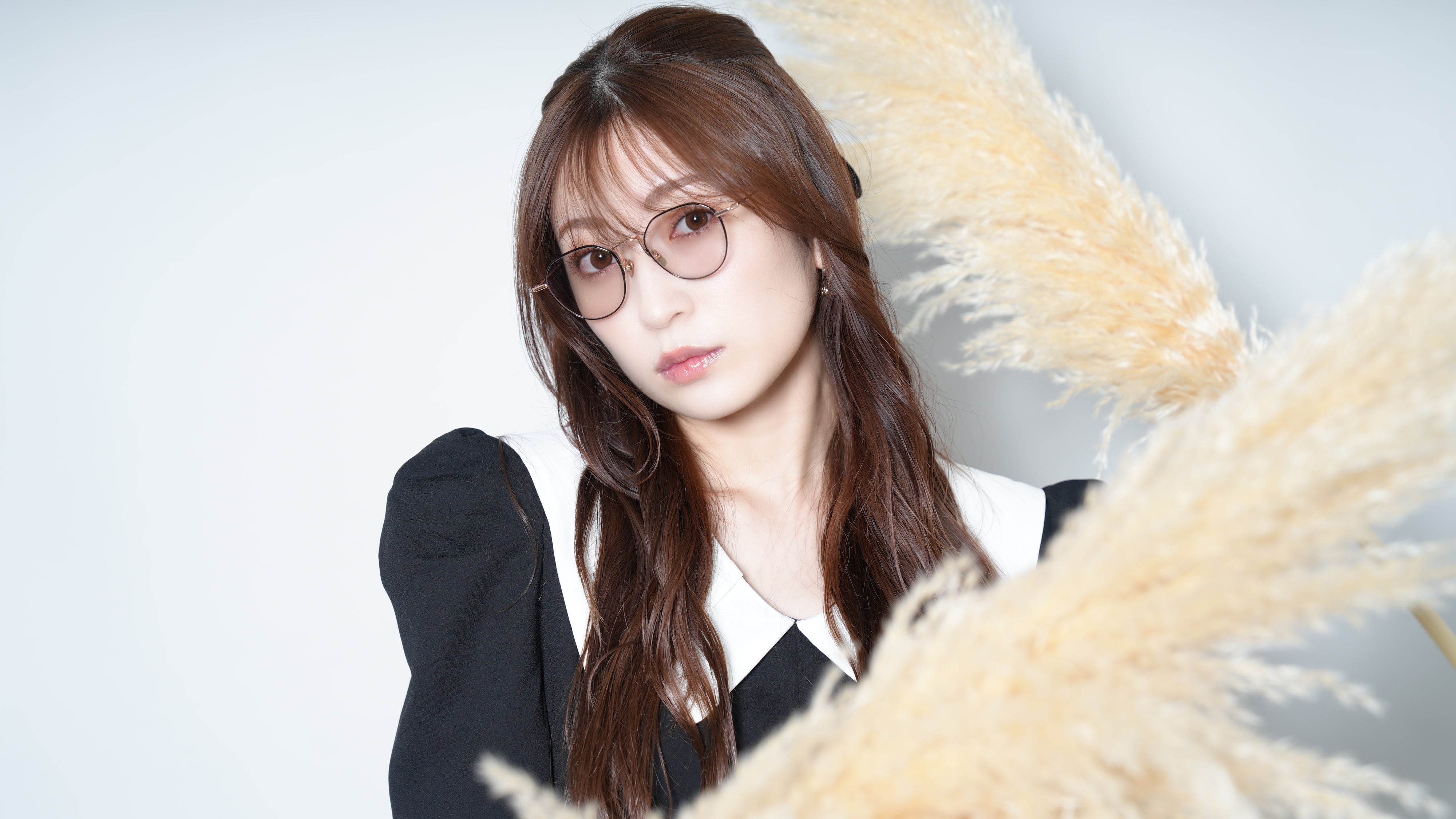 akarin01-chic ローズグレー25%レンズ