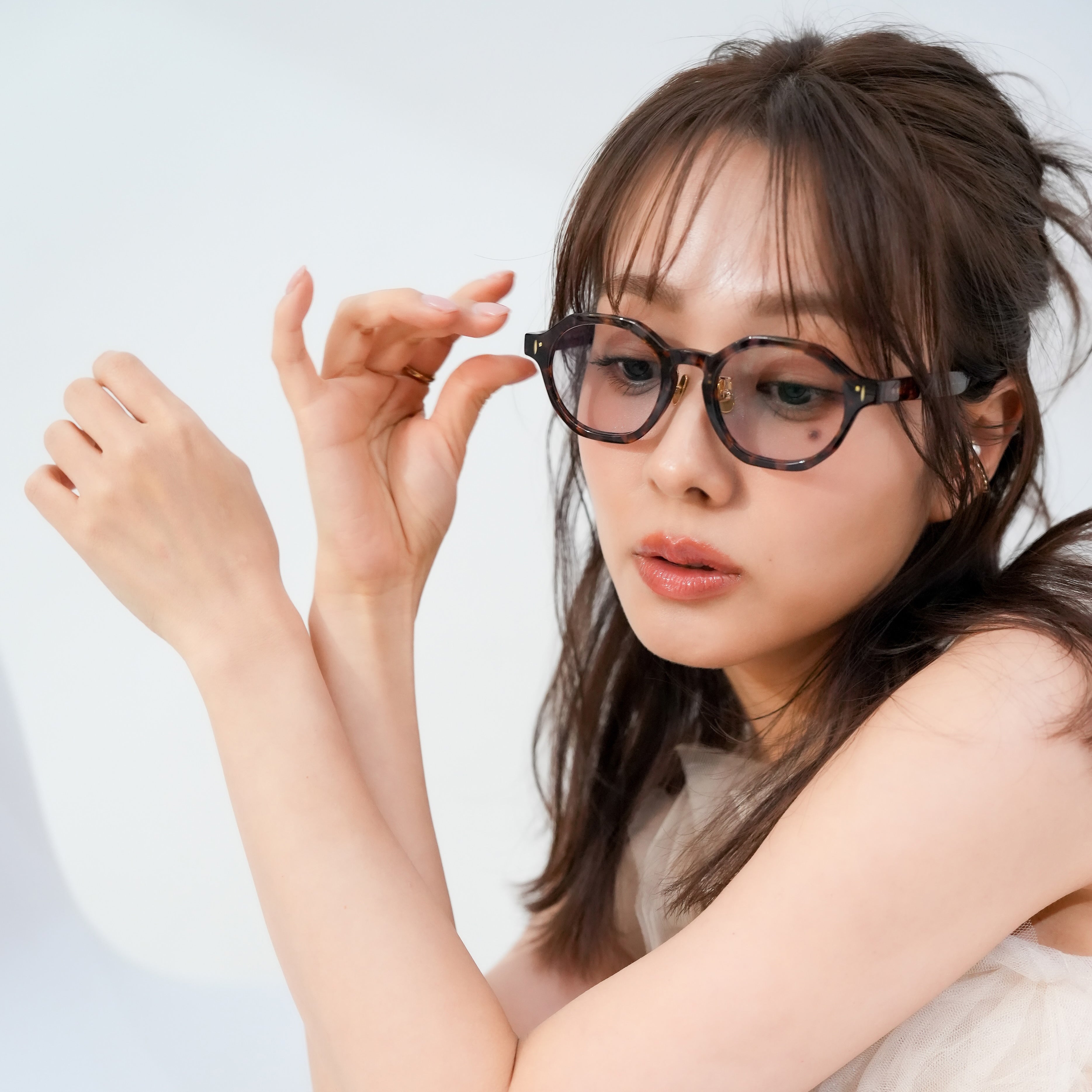 前田希美×Re:See link/Demi Brown