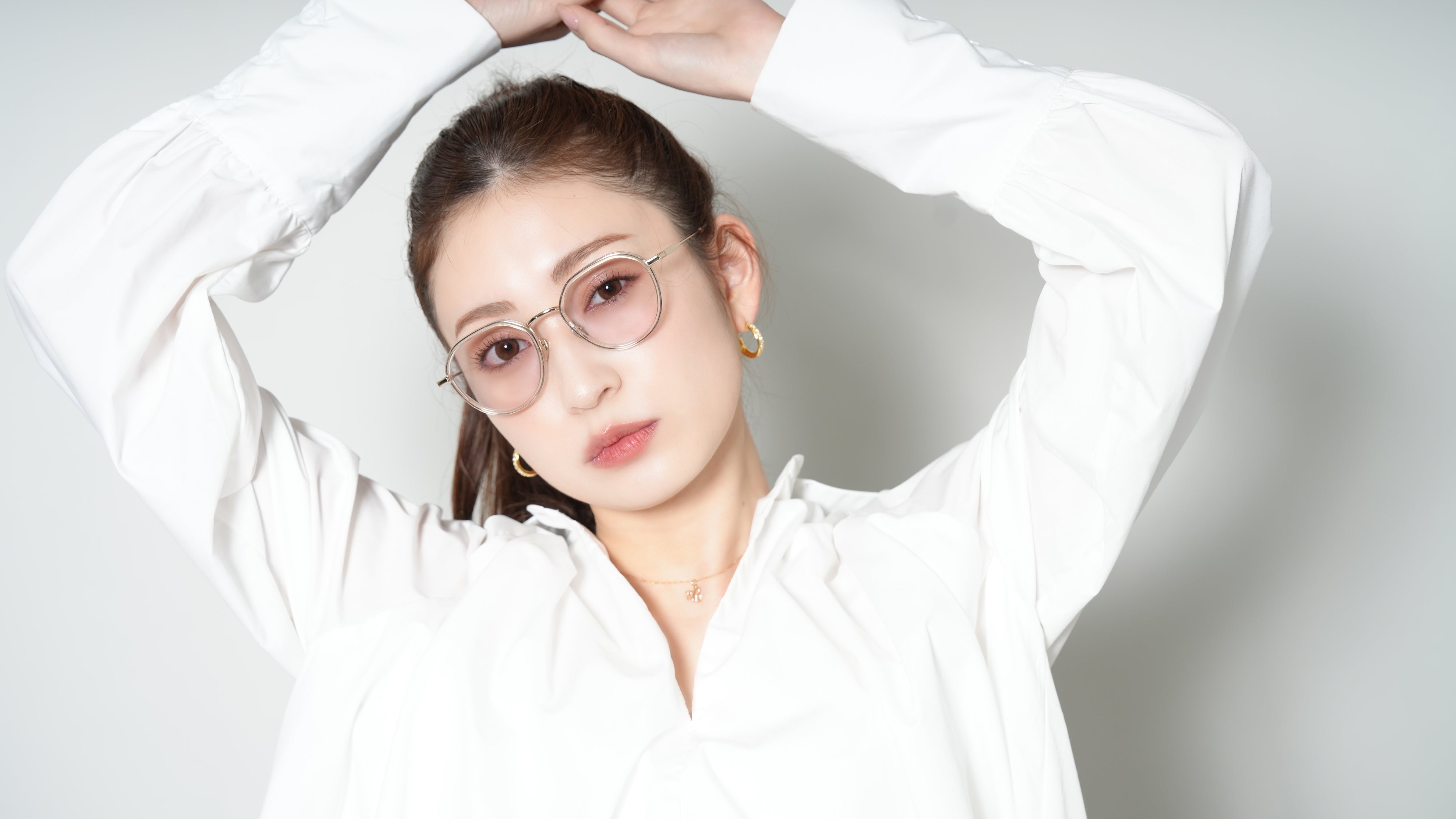 akarin02-rich ローズグレー25%レンズ