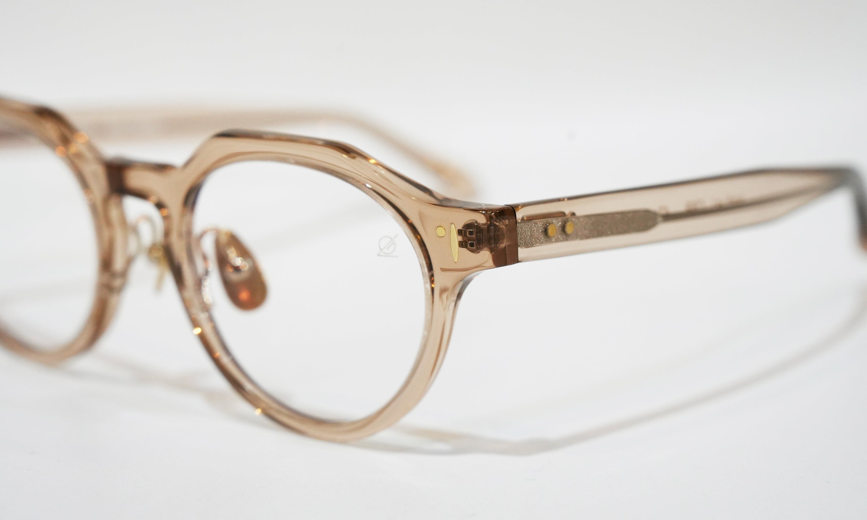 sort(ff)/clear brown