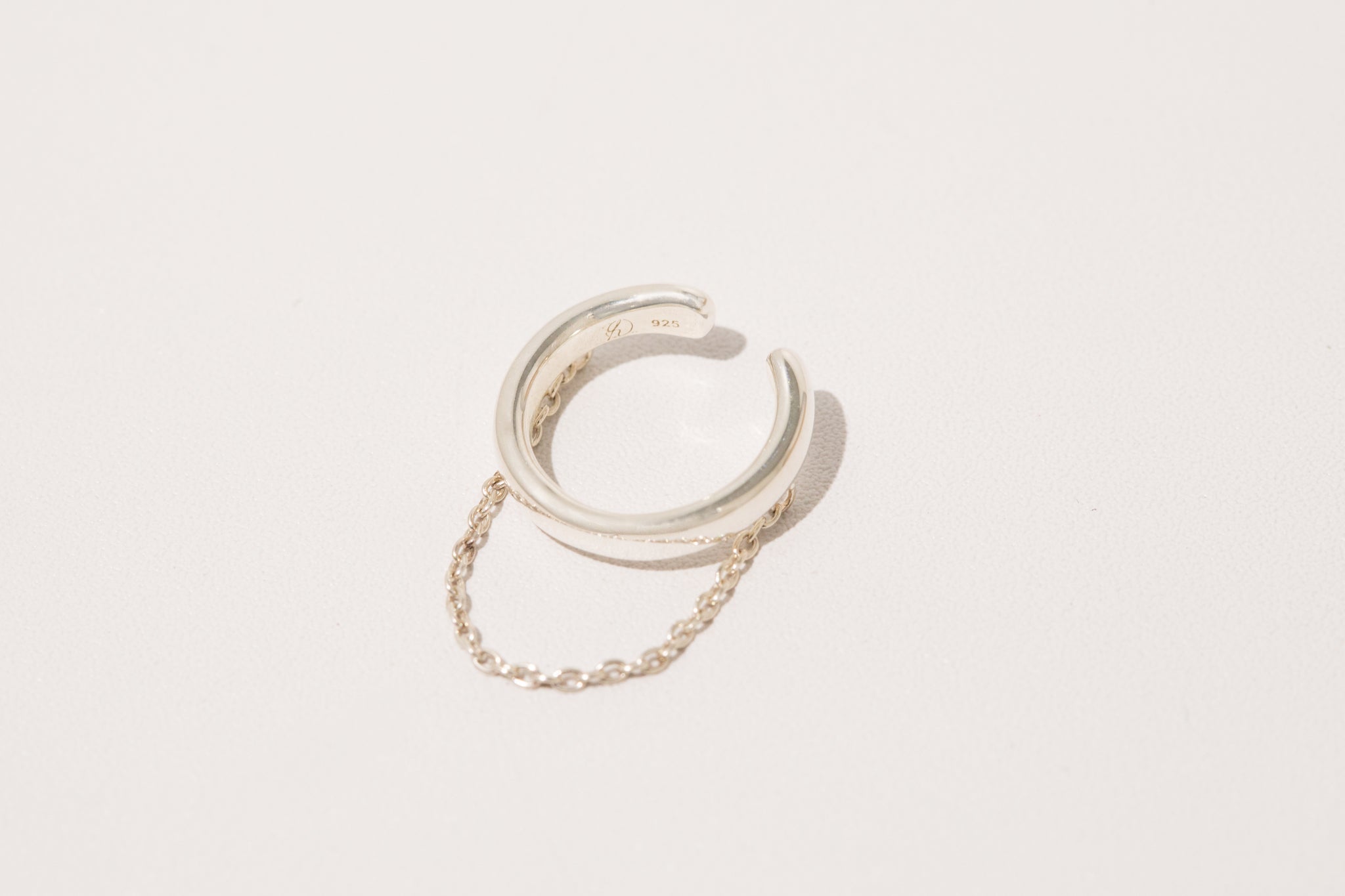 Cuff-016 harbor silver – Re:See