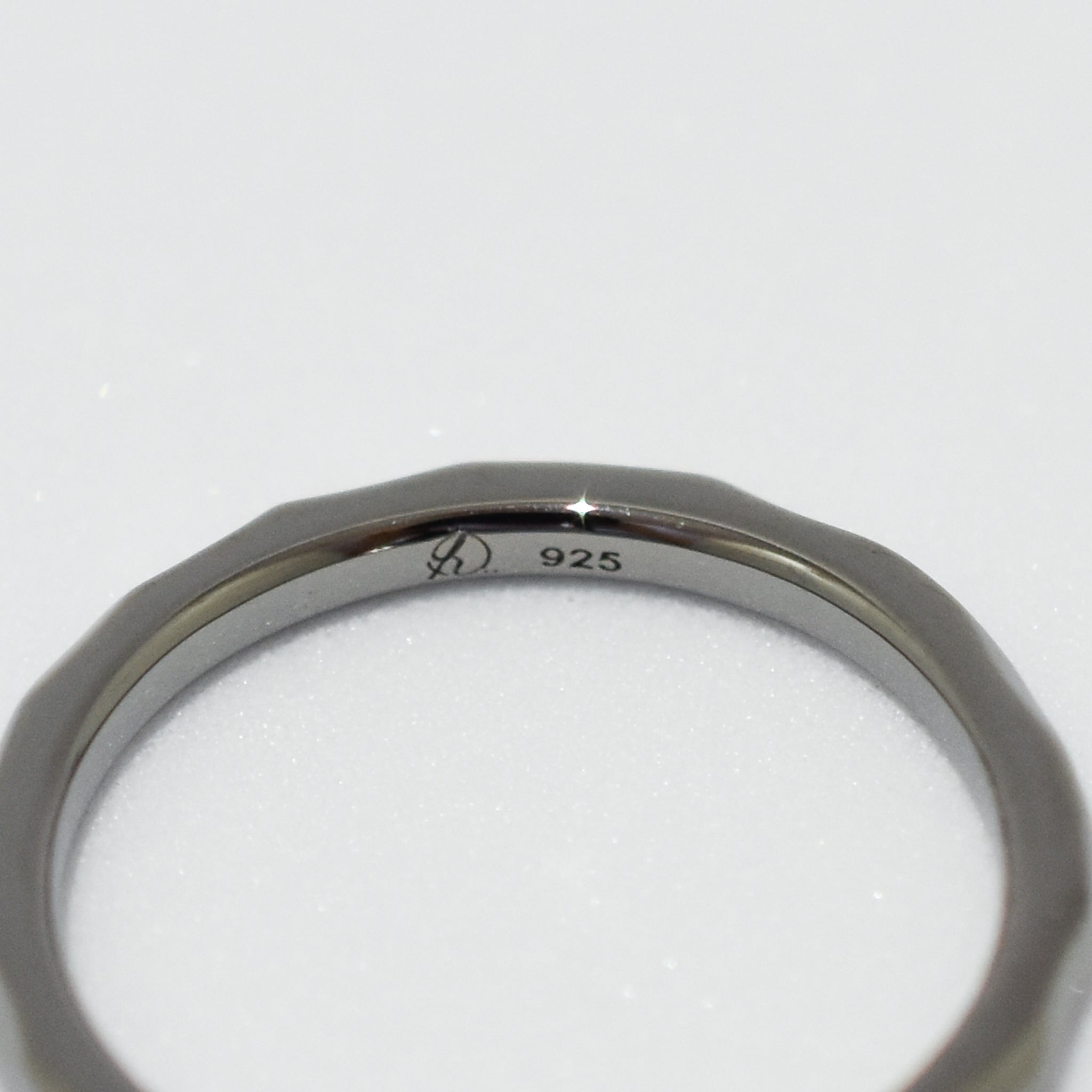 dressing-3-black【RING-026】