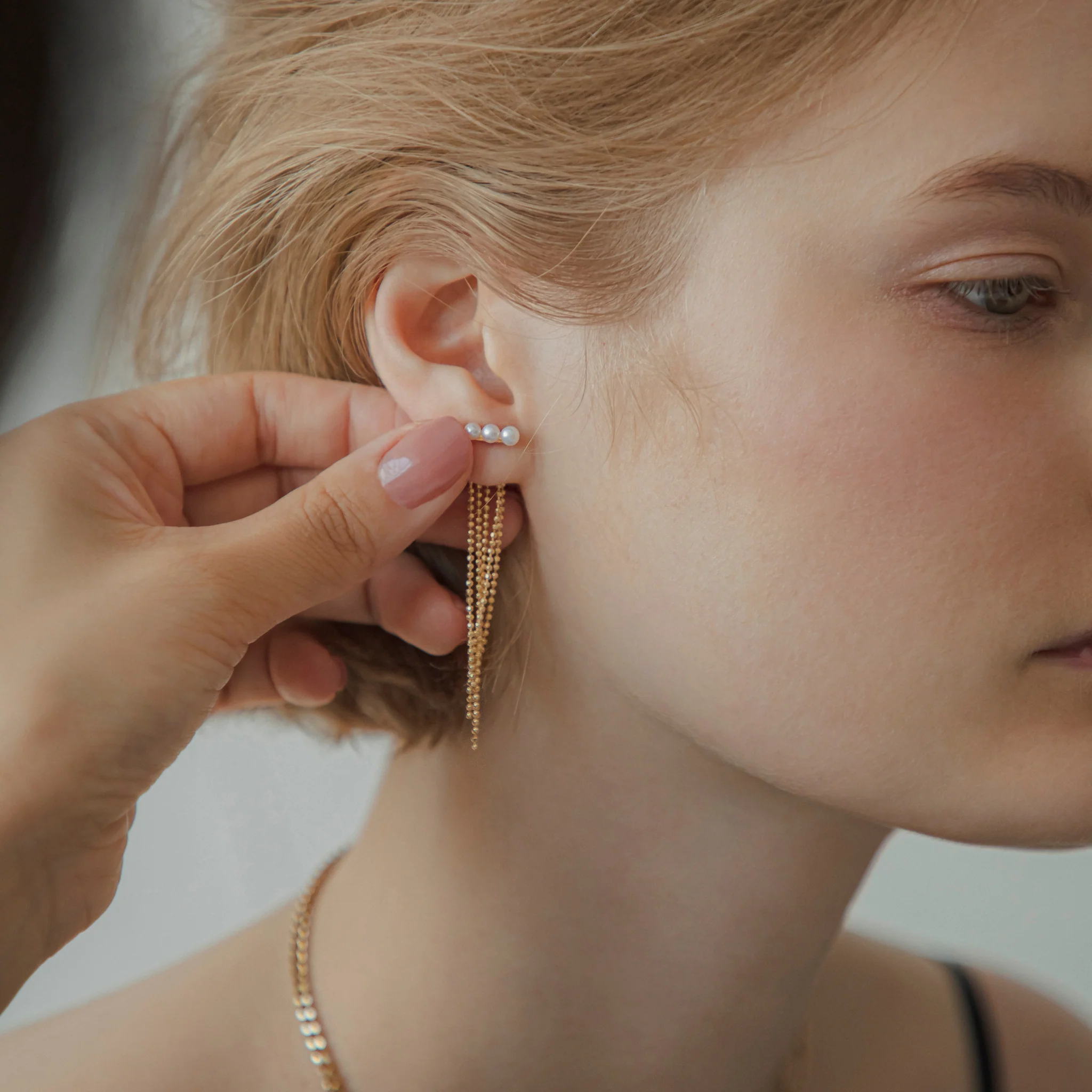 14kgf ラインシャデリアピアス