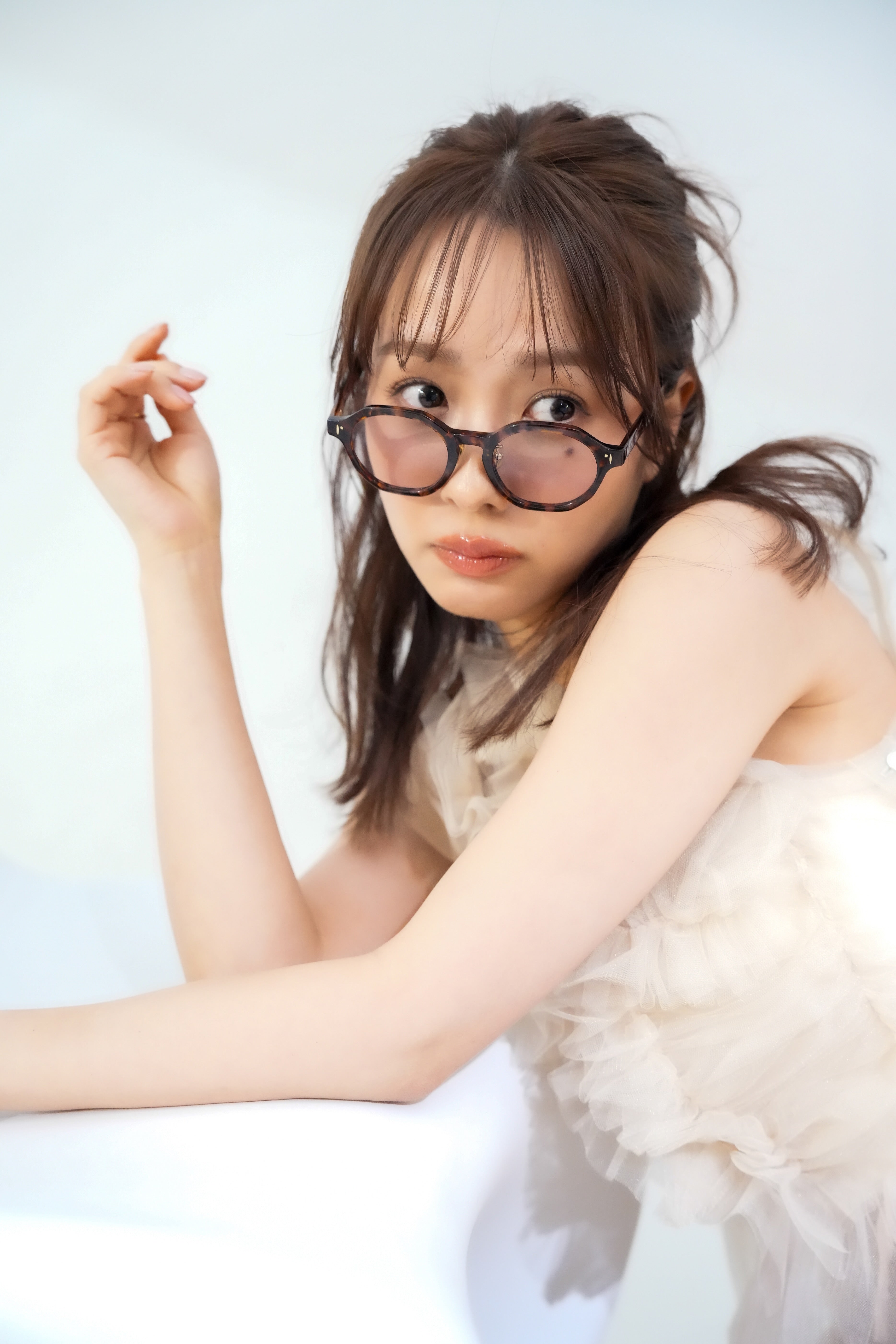 前田希美×Re:See link/Demi Brown ローズグレー25%レンズ
