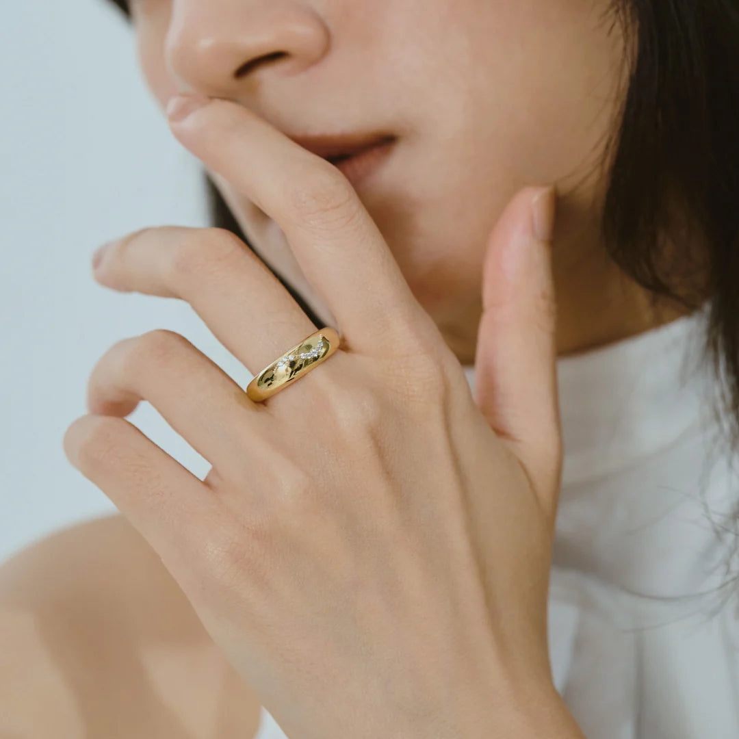 【bonbon】フローイングメレリング gold【 RING-042-GD】