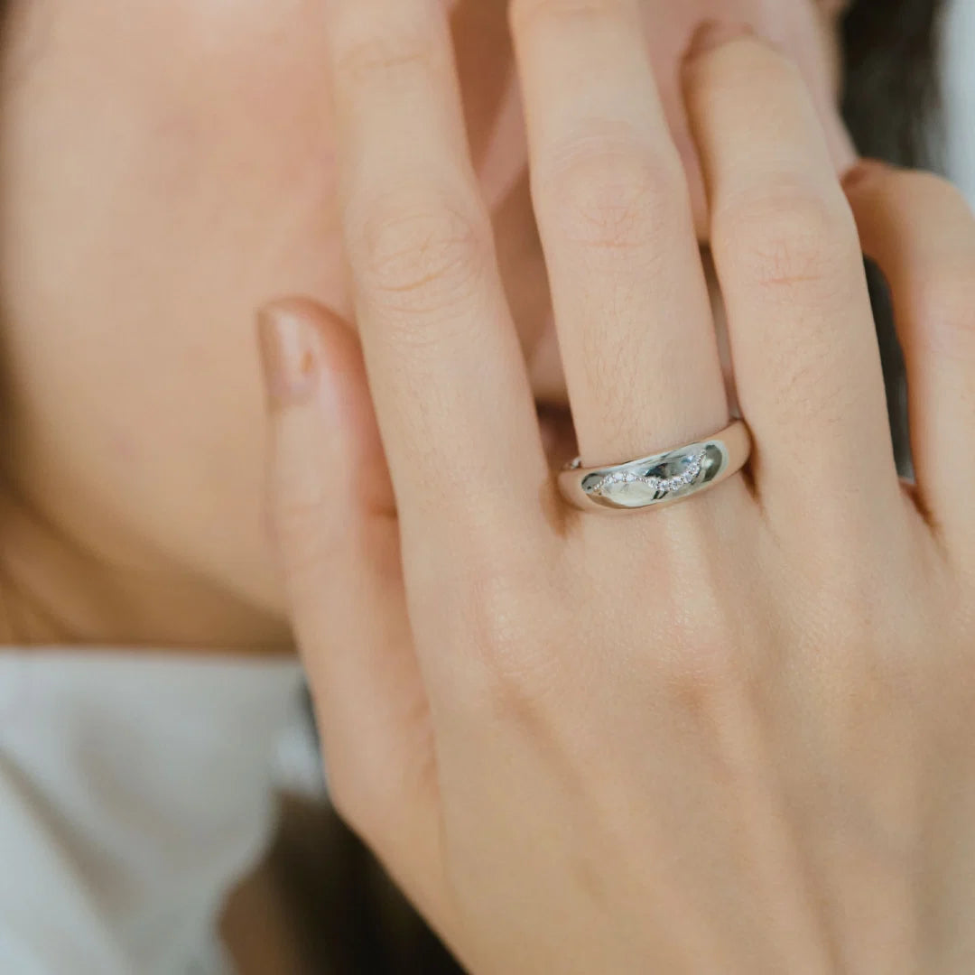 【bonbon】フローイングメレリング silver【 RING-042-SV】
