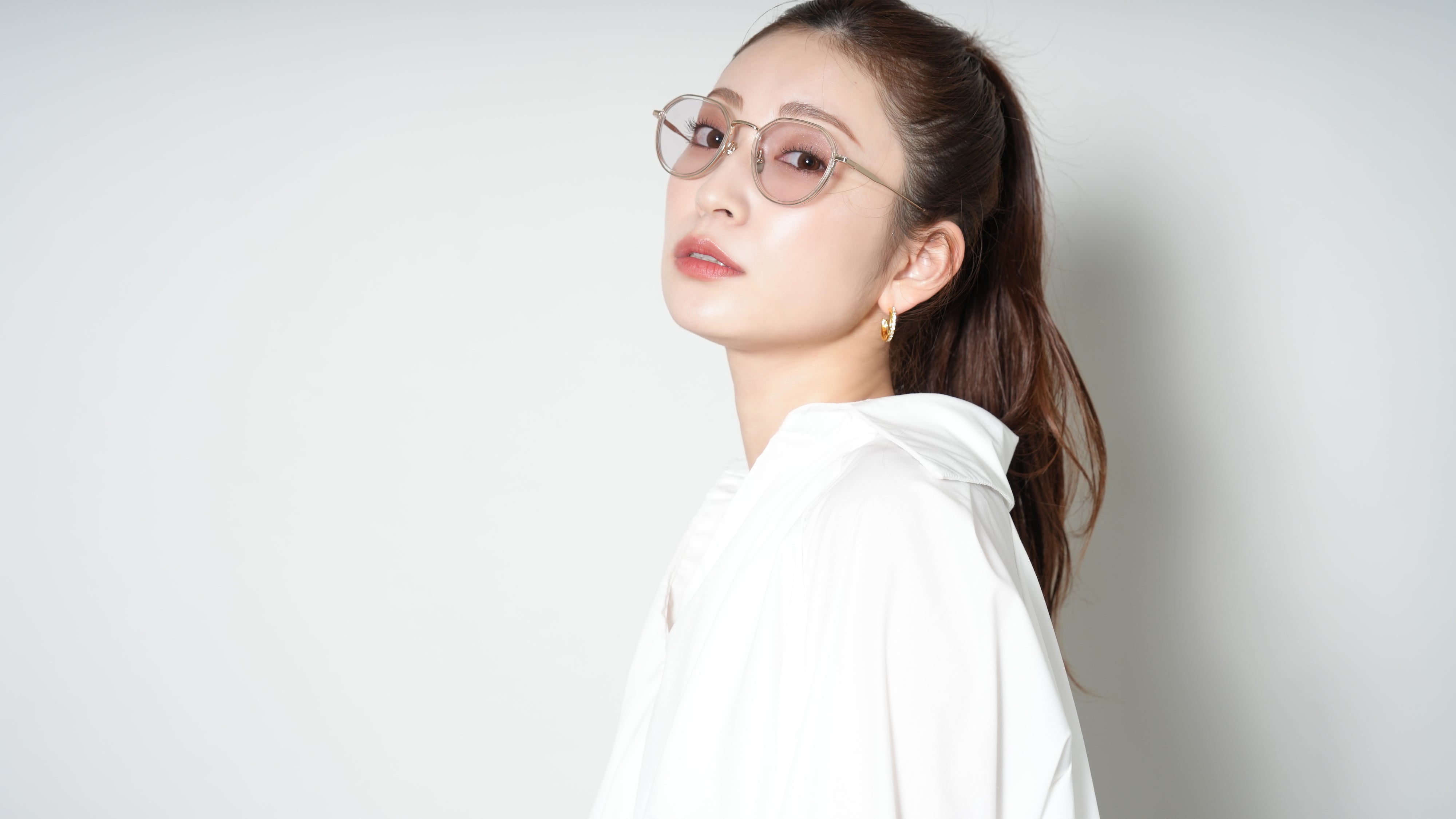 akarin02-rich ローズグレー25%レンズ