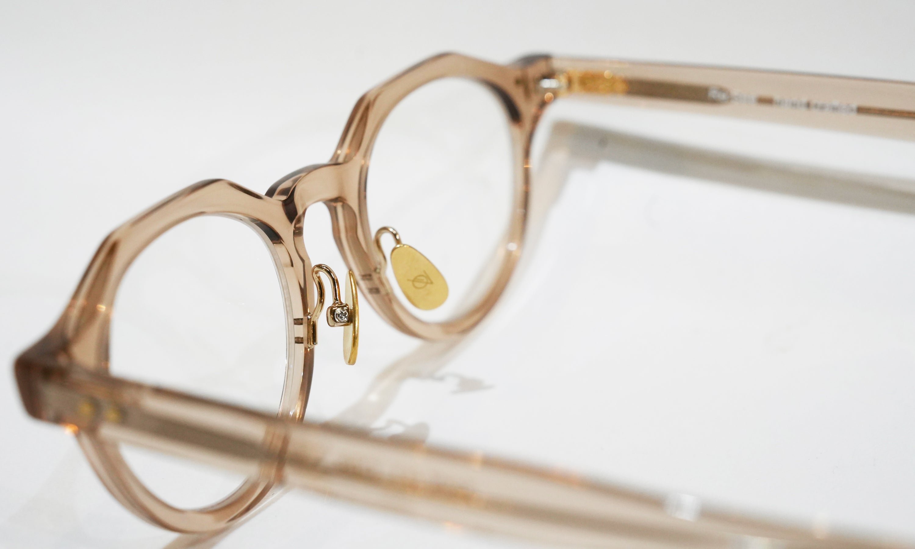 sort(ff)/clear brown