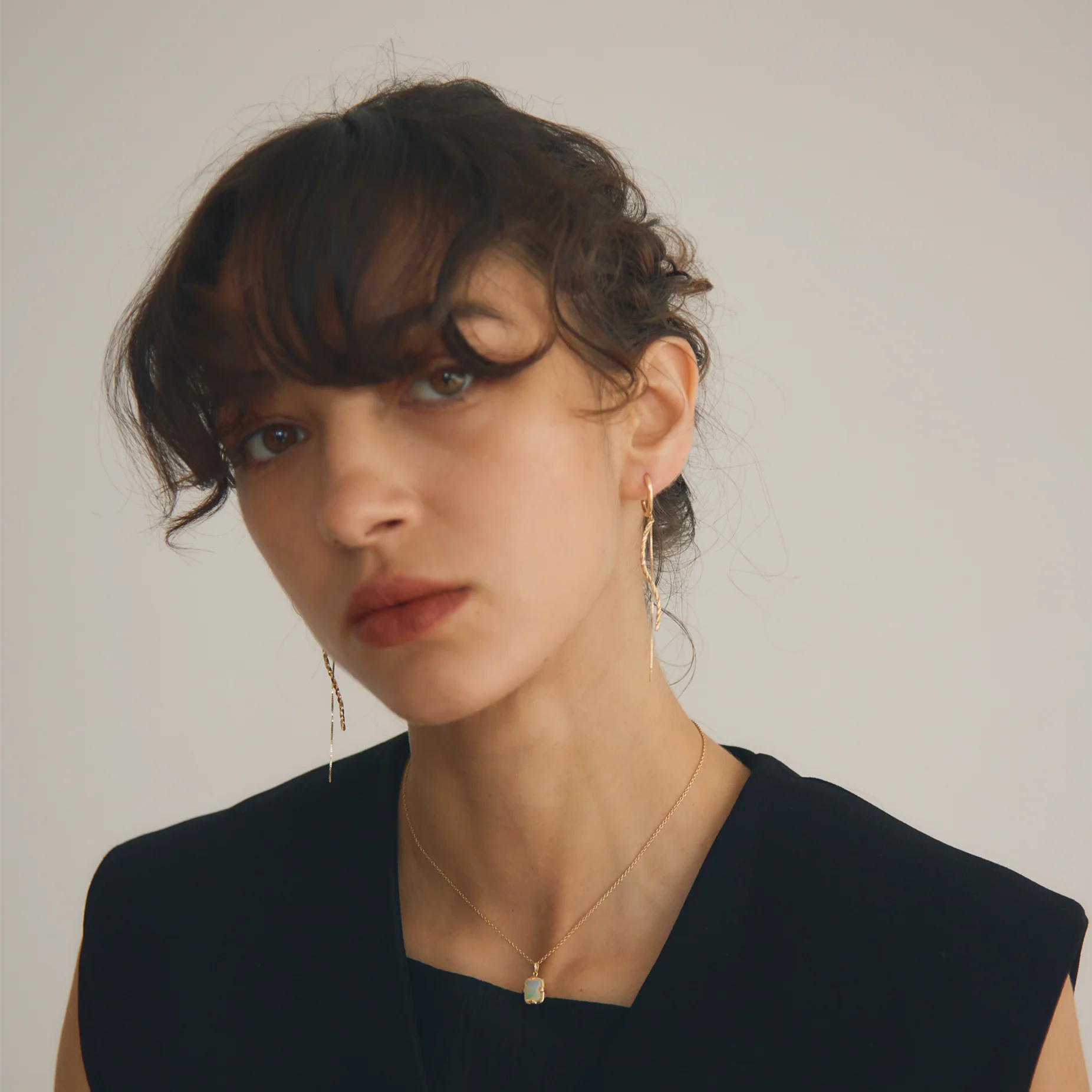 twist ウェーブバー＆チェーンピアス【ep-039 gold】